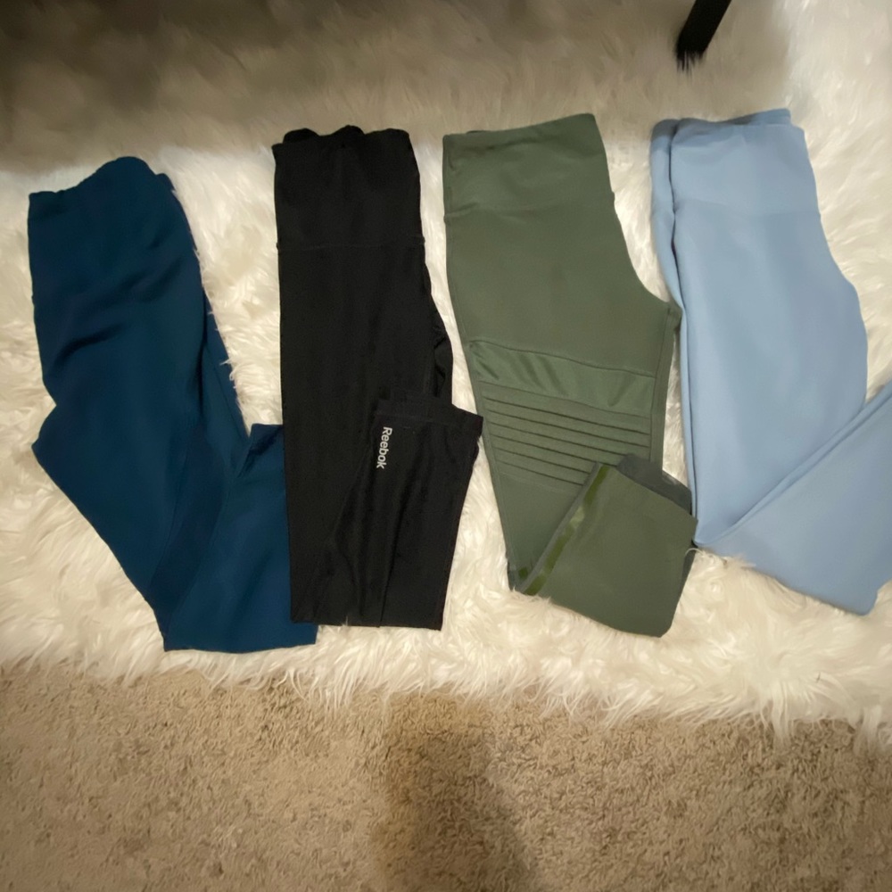 *sold* 5  Leggings